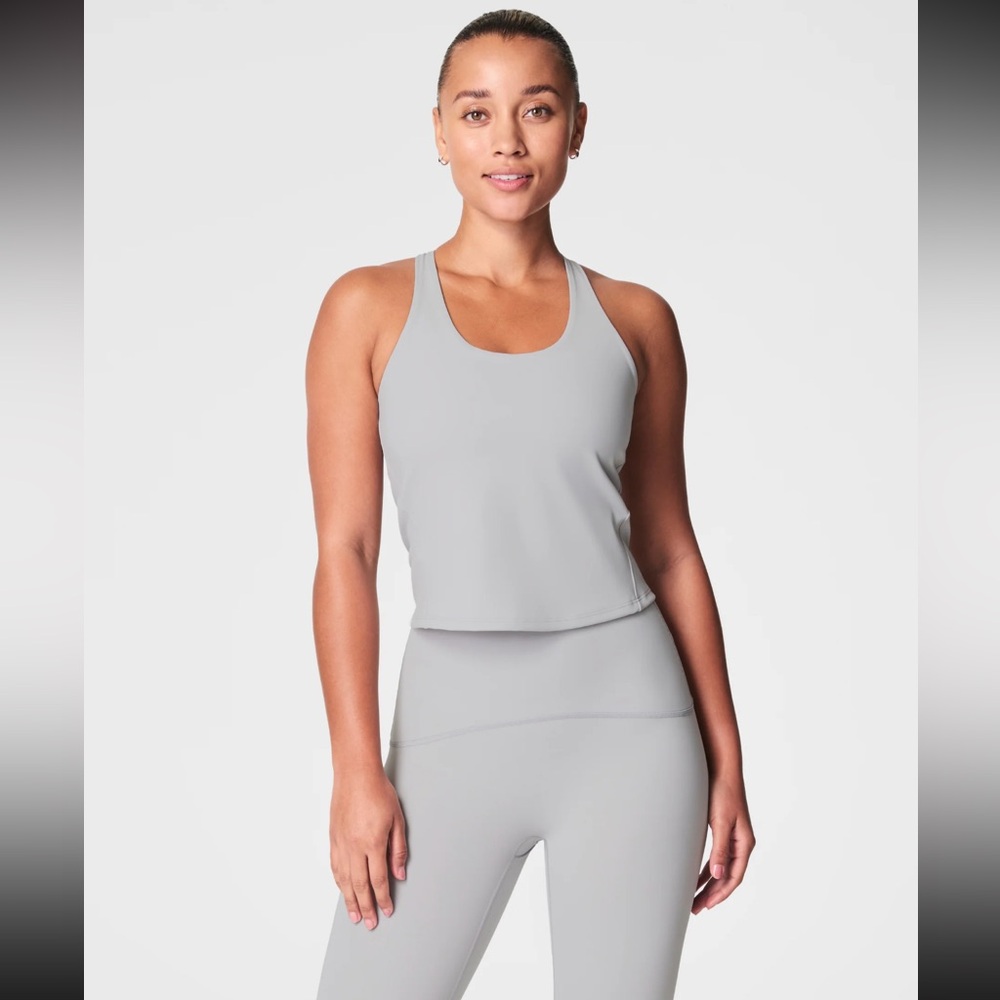SPANX Contour Crossback Shelf Tank In Grey
